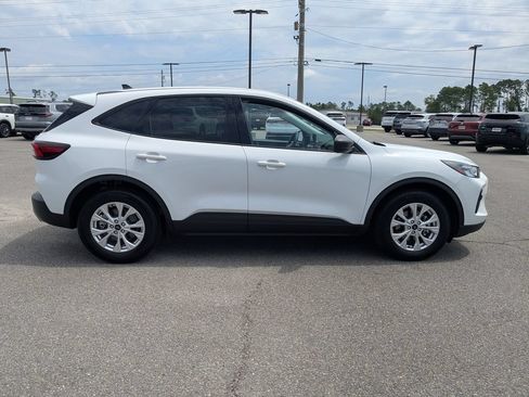 Used 2025 Ford Escape Active FWD image 3