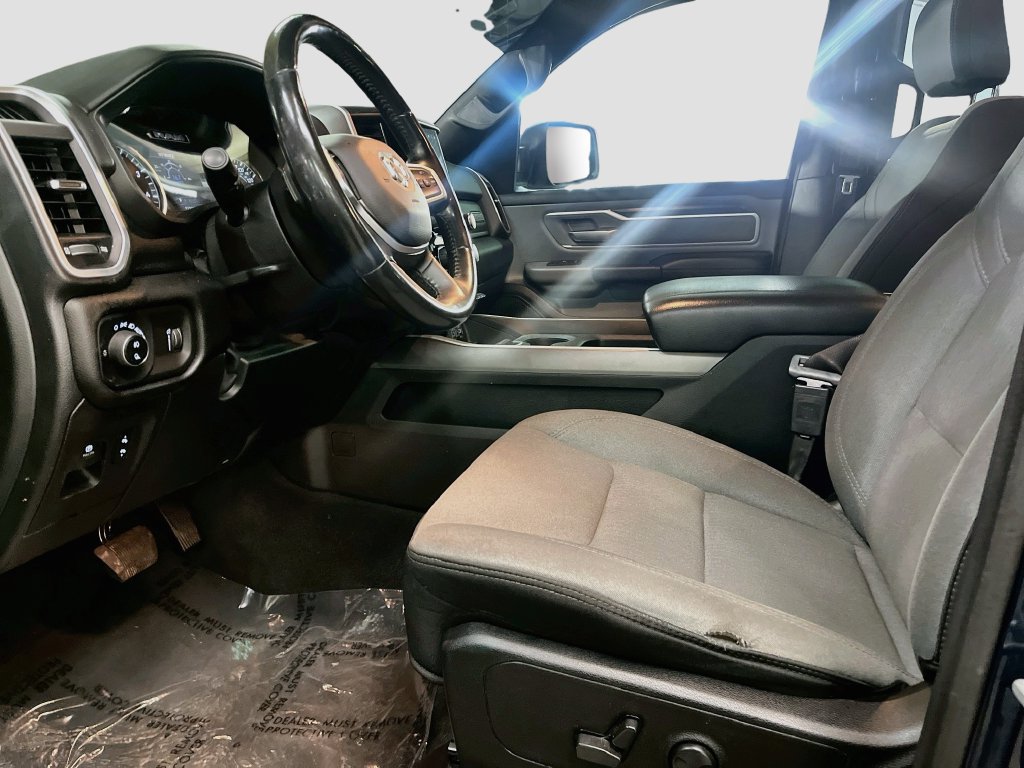 Used 2022 RAM 1500 Big Horn AWD/4WD image 22