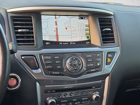 Used 2019 Nissan Pathfinder SL FWD image 14