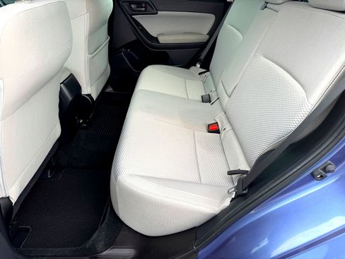 Used 2018 Subaru Forester 2.5i Premium image 17