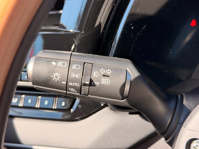 Certified 2024 Lexus RX 350h w/ Convenience Package AWD/4WD image 18