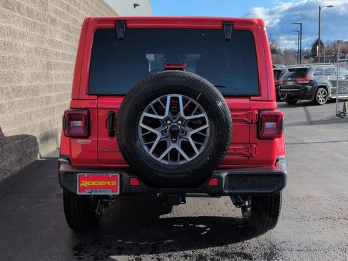 New 2025 Jeep Wrangler Sahara image 7