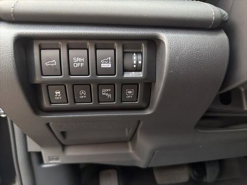 Used 2023 Subaru Forester Touring image 39