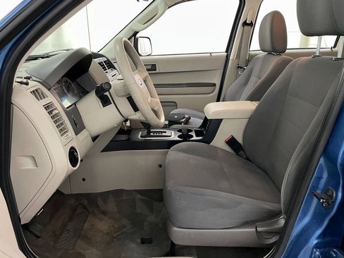 Used 2009 Ford Escape XLS image 5
