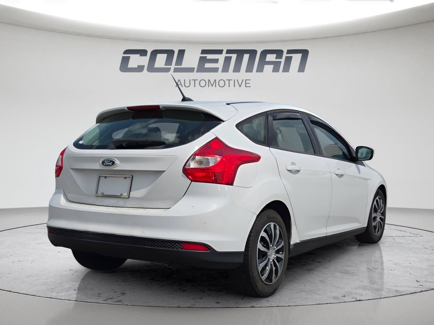 Used 2012 Ford Focus SE FWD image 9