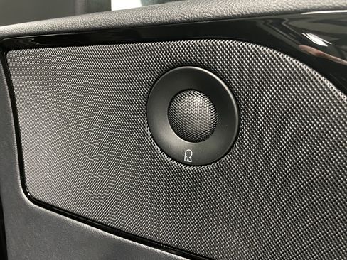 Used 2025 Lincoln Aviator AWD w/ Jet Appearance Package image 29