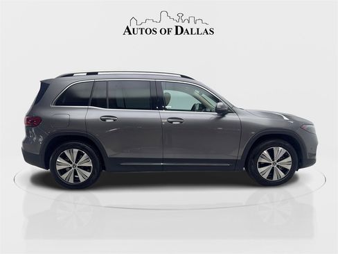 Used 2023 Mercedes-Benz EQB 300 4MATIC image 10