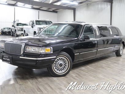 Used 1997 Lincoln Town Car Executive