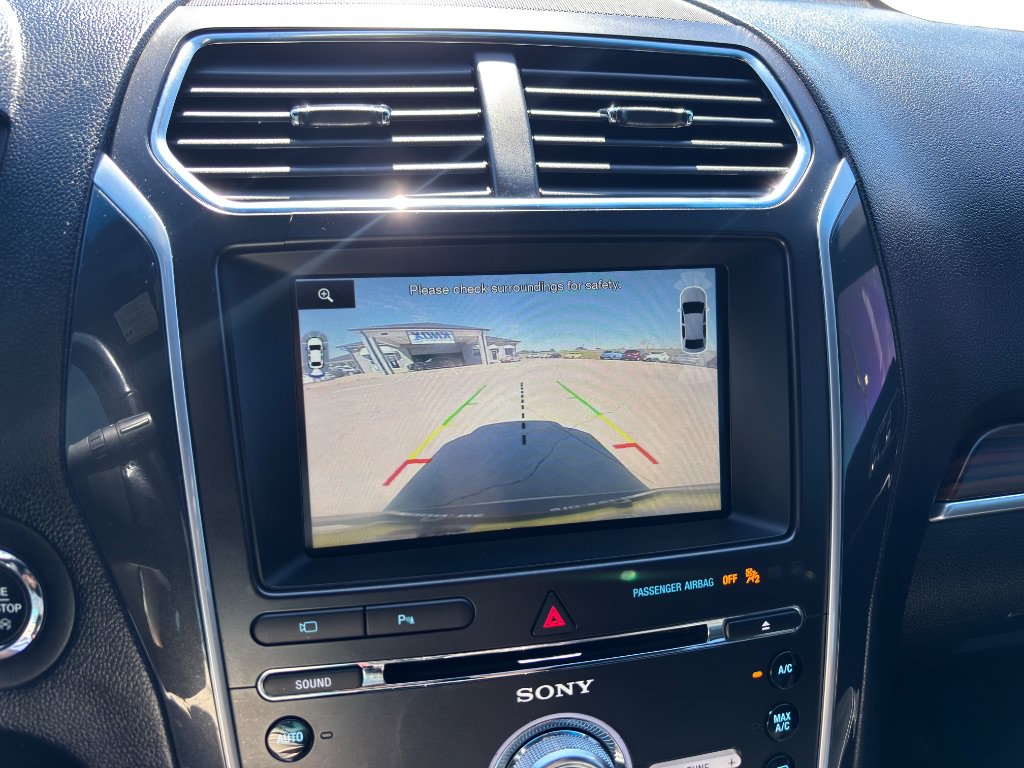 Used 2016 Ford Explorer Limited FWD image 16