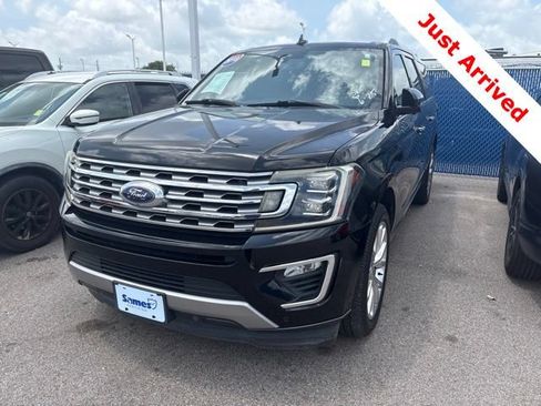 Used 2018 Ford Expedition Max Limited w/ Equipment Group 302A RWD image 3
