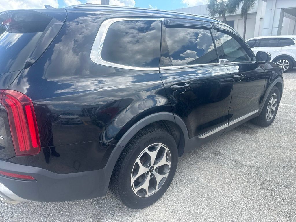 Used 2020 Kia Telluride EX FWD image 2