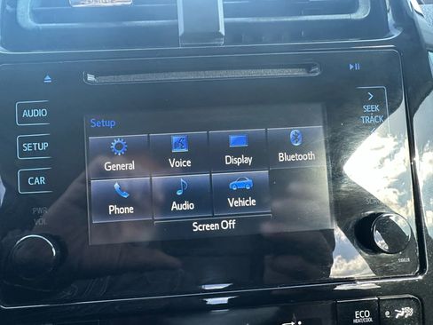 Used 2016 Toyota Prius Two image 27