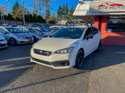 Used 2020 Subaru Impreza 2.0i image 1