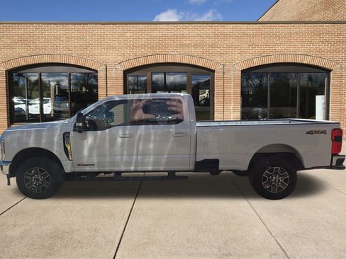 Used 2024 Ford F350 Lariat w/ Camper Package image 7