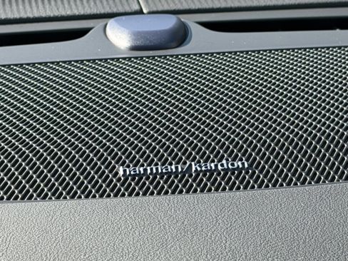 New 2026 Volvo XC90 T8 Plus image 16