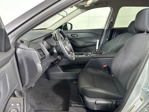 Certified 2025 Nissan Rogue S image 11