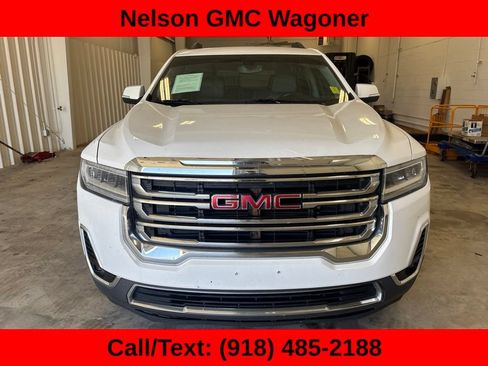 Used 2020 GMC Acadia SLT w/ LPO, Floor Liner Package FWD image 2