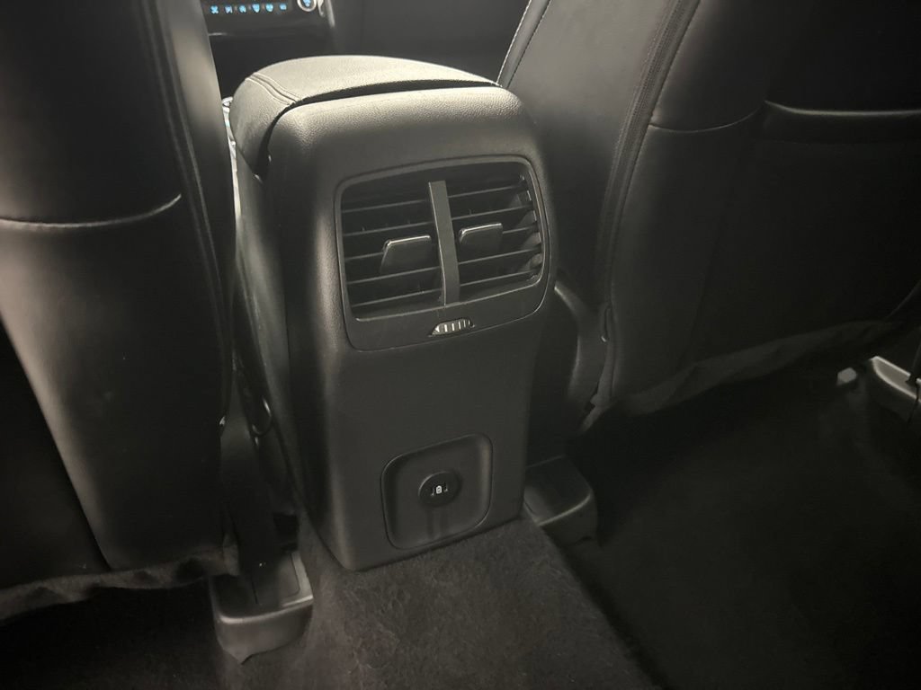 Used 2024 Ford Escape Platinum AWD/4WD image 42