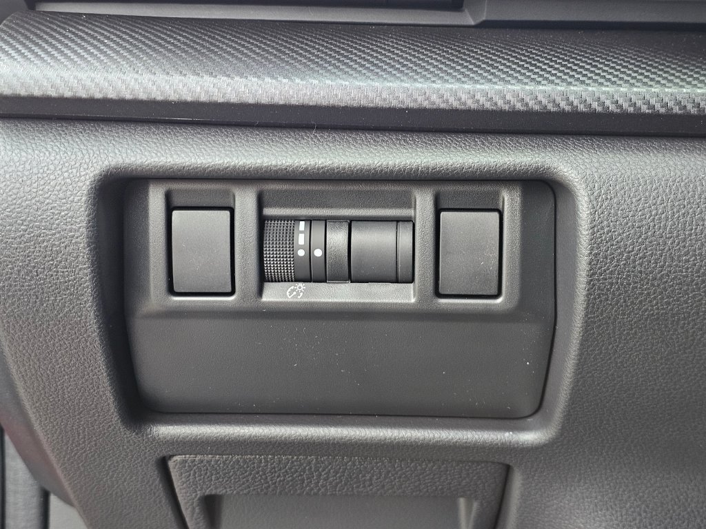 New 2026 Subaru Crosstrek 2.5i Limited AWD/4WD image 19