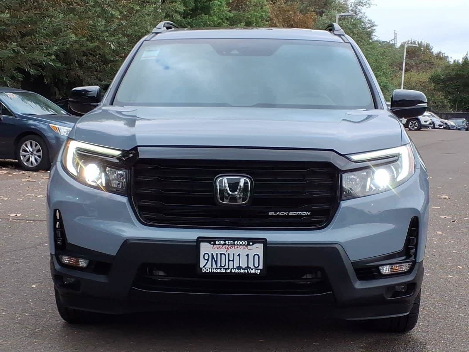 Used 2024 Honda Passport Black Edition image 2