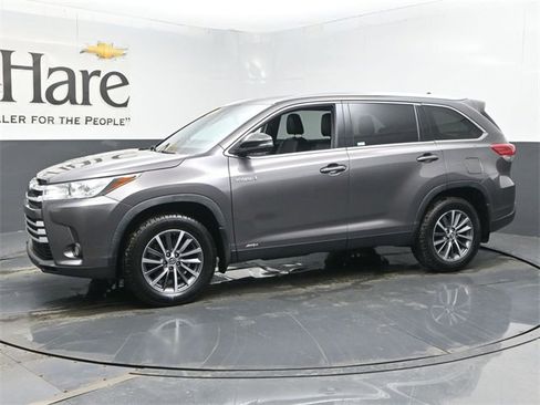 Used 2019 Toyota Highlander XLE image 33