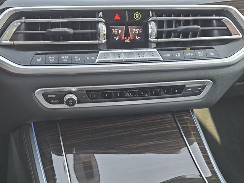 Used 2019 BMW X5 xDrive40i w/ Premium Package image 21