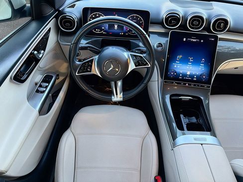 Used 2022 Mercedes-Benz C 300 Sedan image 16