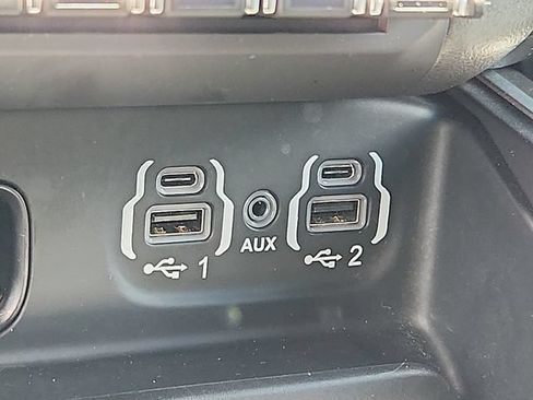 Used 2021 RAM 1500 Big Horn AWD/4WD image 23