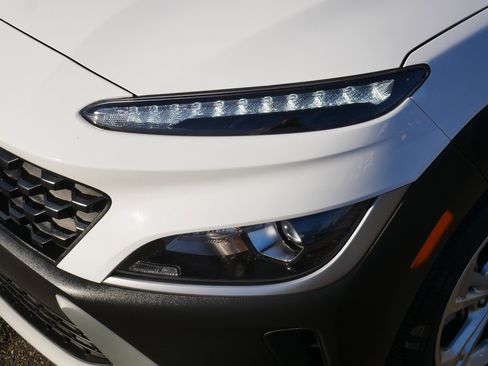 Used 2023 Hyundai Kona SEL image 16