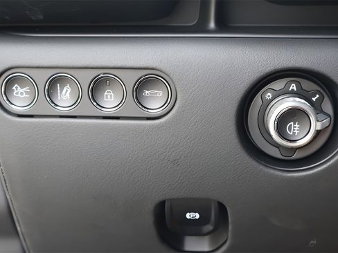 New 2025 McLaren Artura Spider image 11