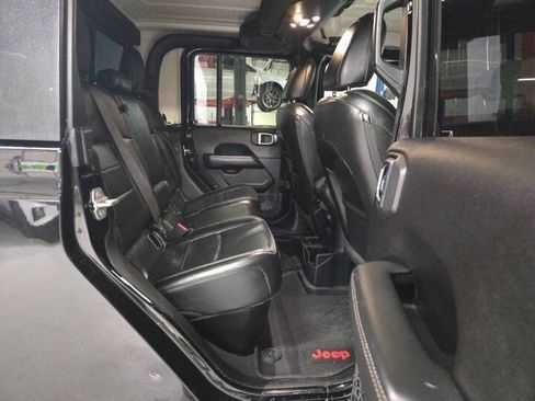Used 2020 Jeep Gladiator Overland image 20