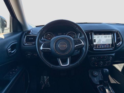 Used 2020 Jeep Compass Limited image 23