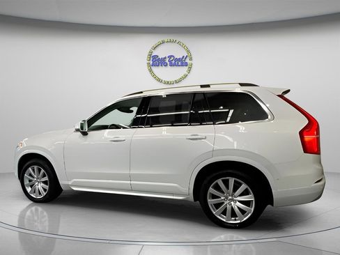 Used 2017 Volvo XC90 T6 Momentum w/ Vision Package AWD/4WD image 4