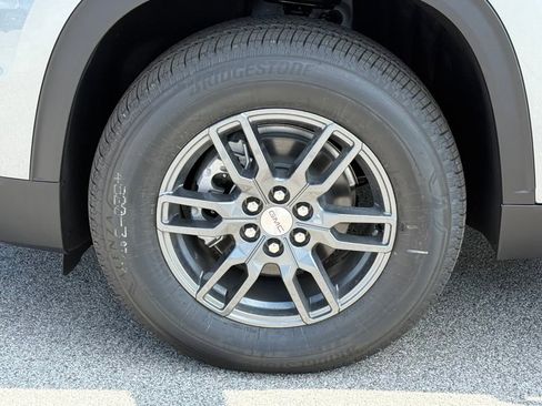 New 2026 GMC Acadia Elevation image 13