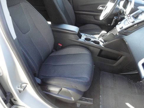 Used 2015 Chevrolet Equinox LT w/ Driver Convenience Package image 19