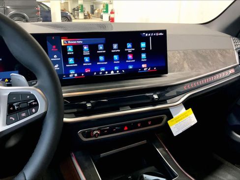 New 2026 BMW X5 xDrive50e image 6