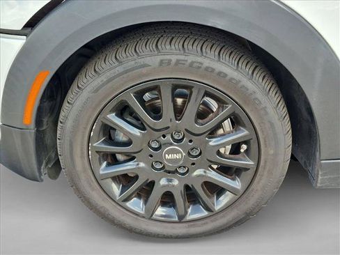 Used 2016 MINI Cooper 4-Door Hardtop FWD image 21