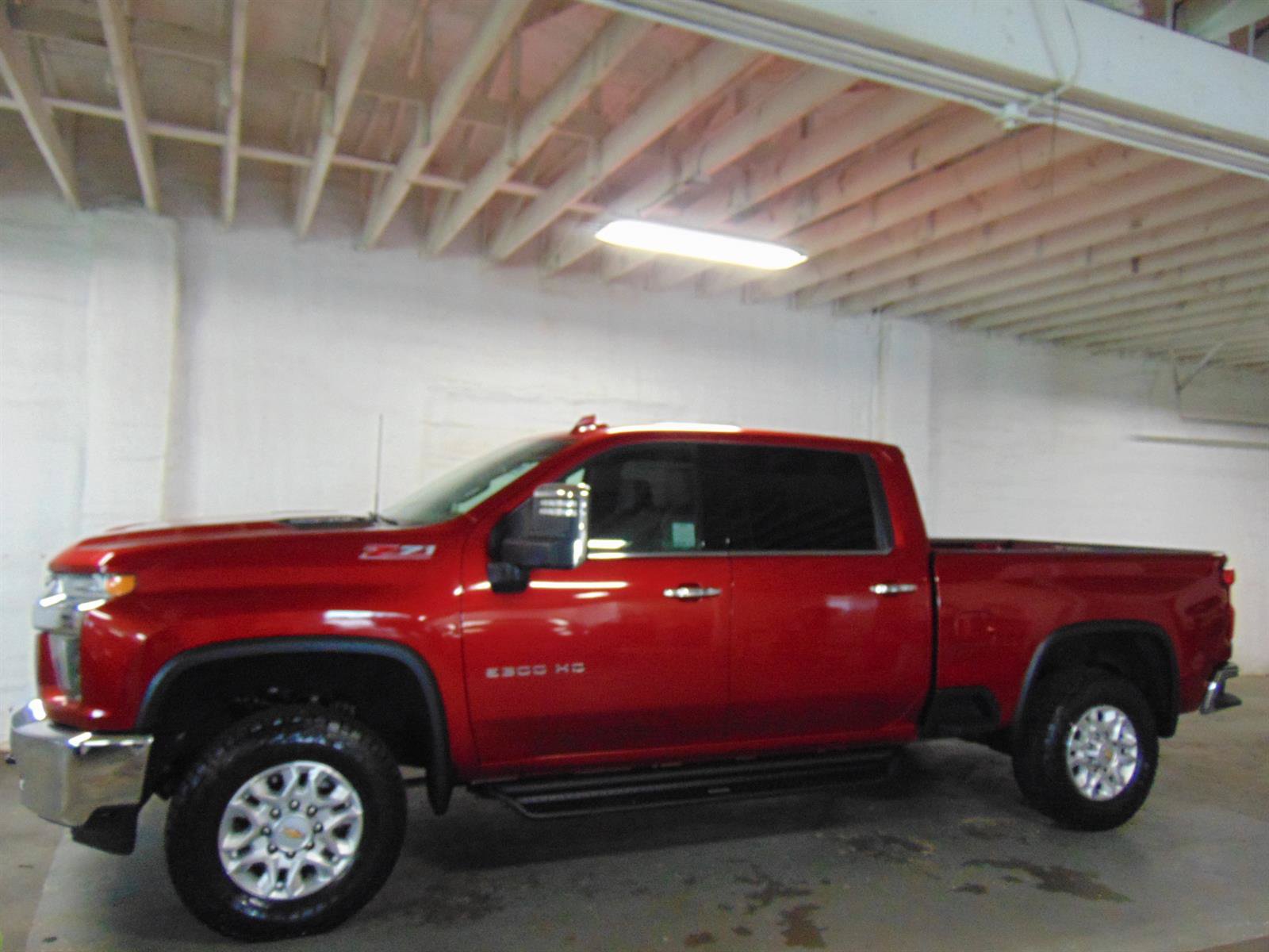 Used 2022 Chevrolet Silverado 2500 LTZ w/ Z71 Off-Road Package AWD/4WD image 2