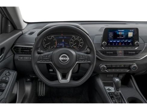 New 2025 Nissan Altima 2.5 SV image 9