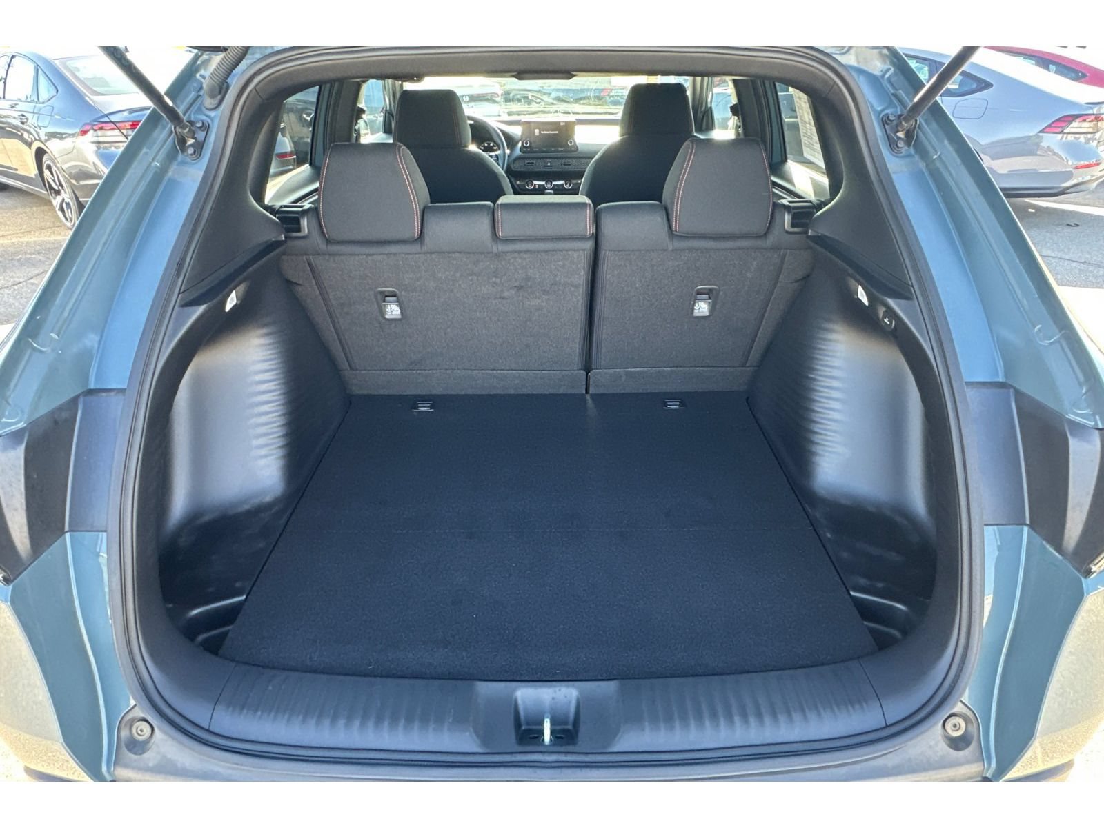 Used 2024 Honda HR-V Sport image 17