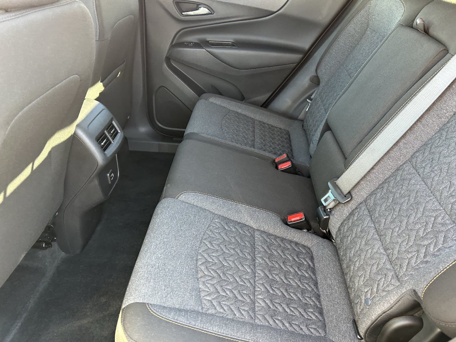 Used 2024 Chevrolet Equinox LT FWD image 22