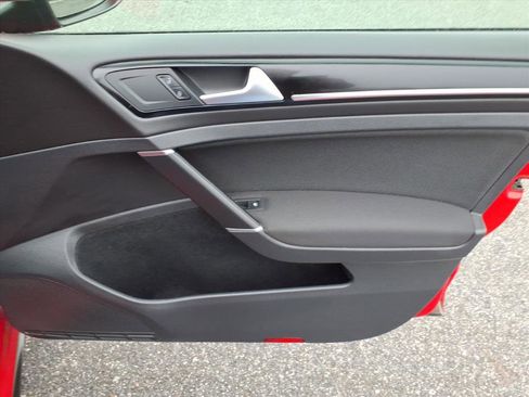 Used 2017 Volkswagen GTI S image 16