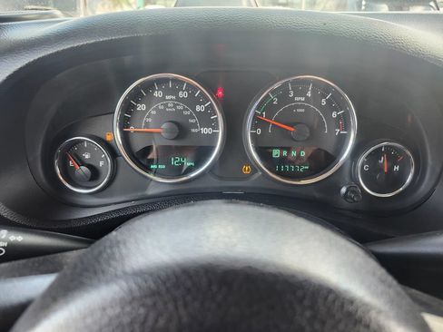 Used 2015 Jeep Wrangler Unlimited Sport AWD/4WD image 26