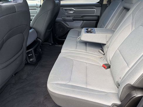 Used 2019 RAM 1500 Big Horn AWD/4WD image 18