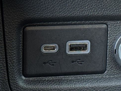 Used 2019 Chevrolet Spark LT image 14