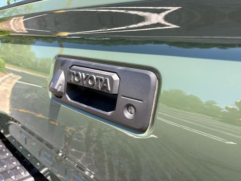 Used 2021 Toyota Tacoma SR5 w/ Trail Edition RWD image 15