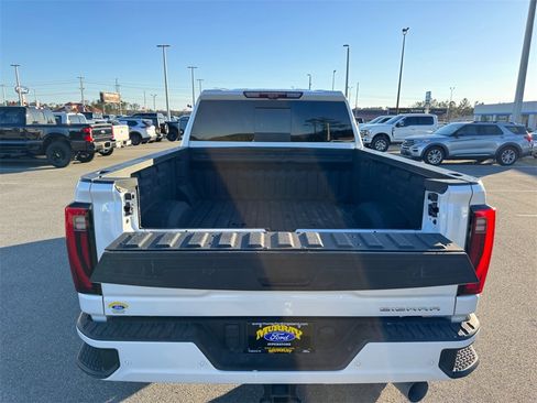 Used 2024 GMC Sierra 2500 Denali Ultimate w/ Max Trailering Package image 17