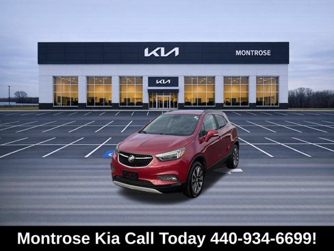 Used 2019 Buick Encore Essence AWD/4WD image 1