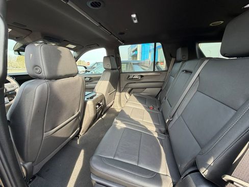 Used 2025 Chevrolet Tahoe LT image 5