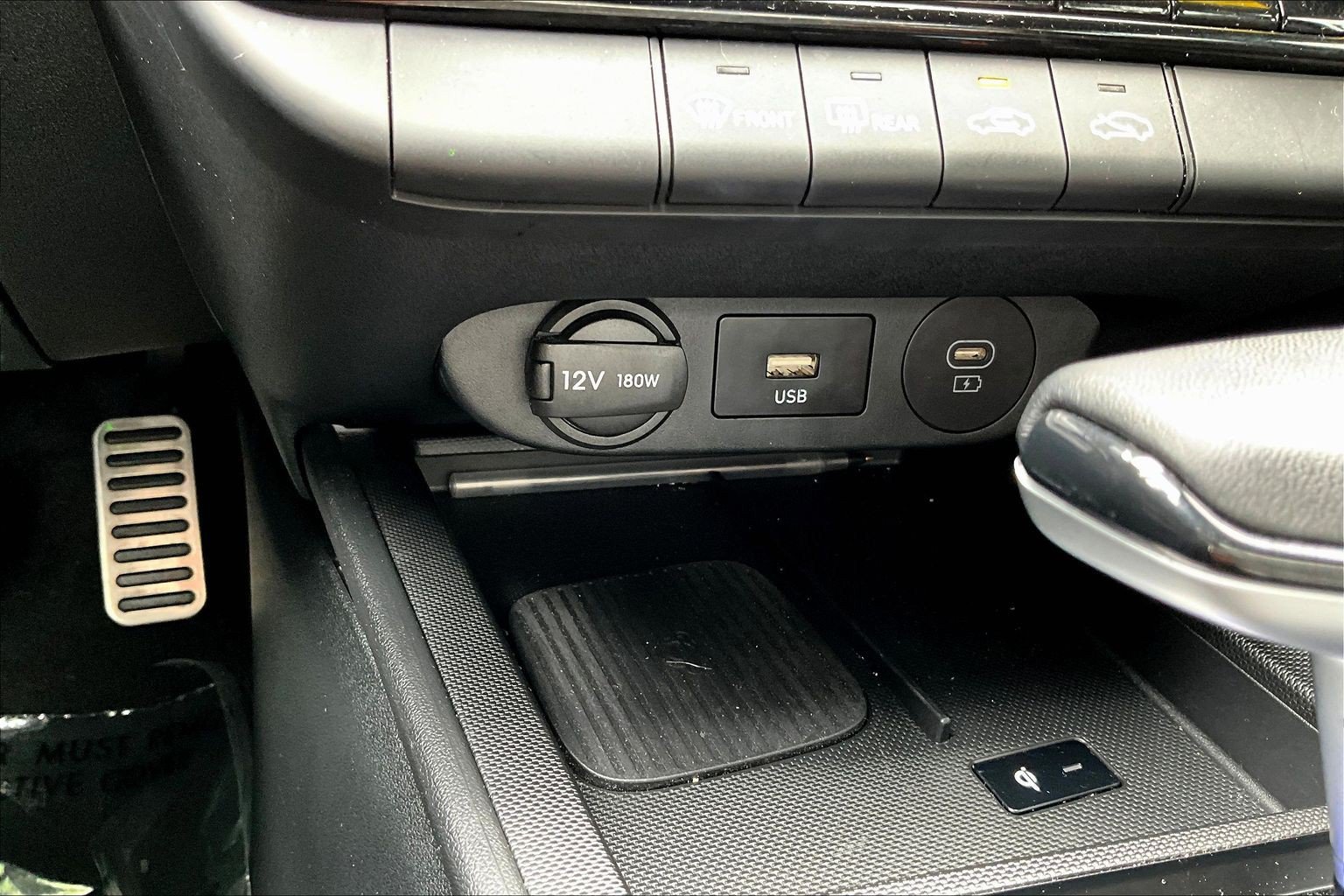 Used 2025 Hyundai Elantra Sport FWD image 13
